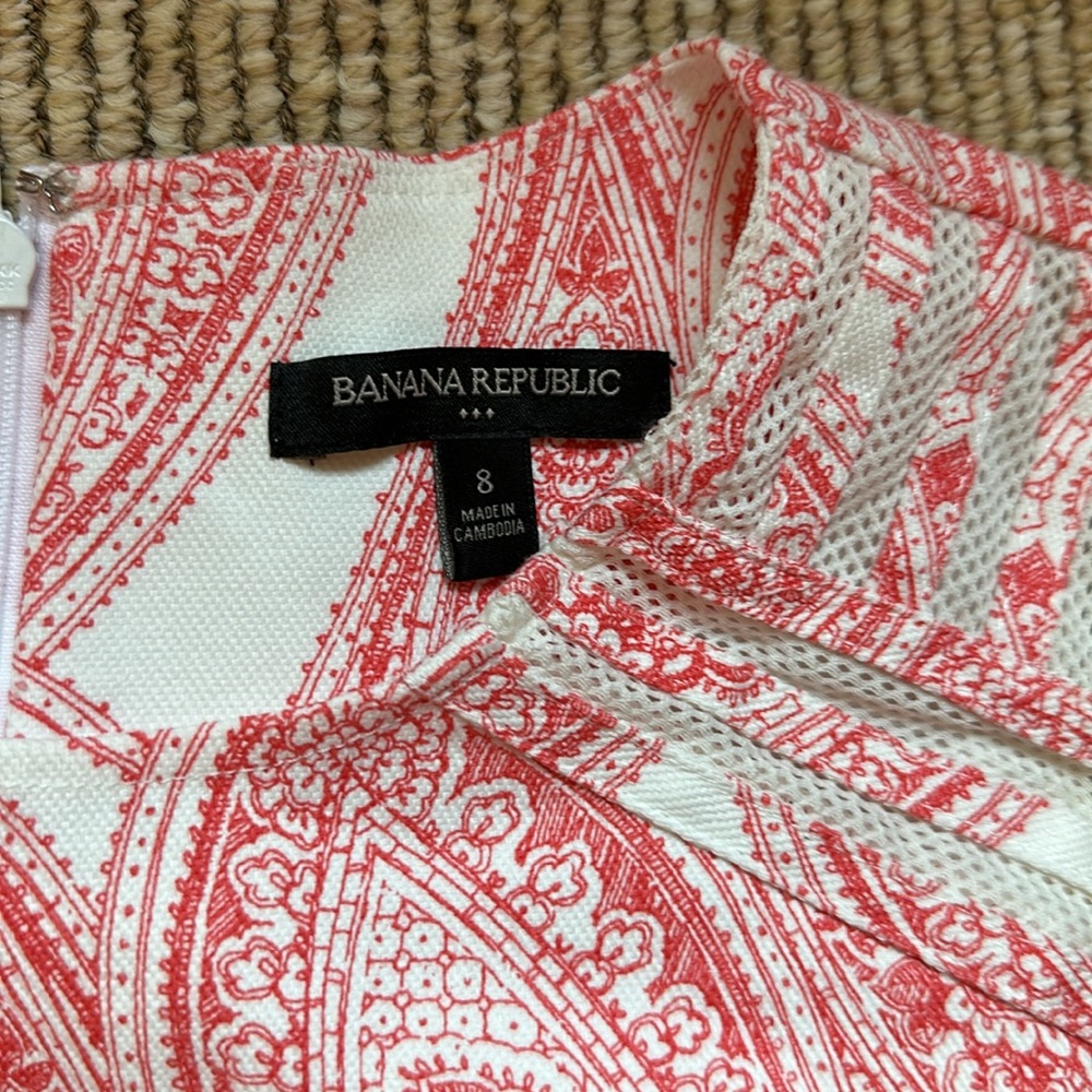 Banana Republic size 8 sleeveless dress white and coral leaf pattern - Picture 3 of 6